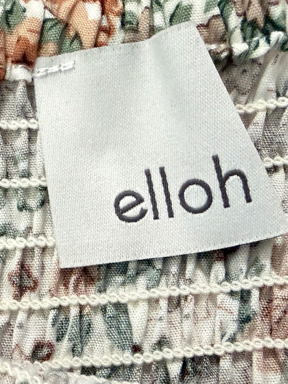 Elloh Women’s Floral Off-the-Shoulder Smocked Midi Dress - Size Medium - Picture 8 of 14